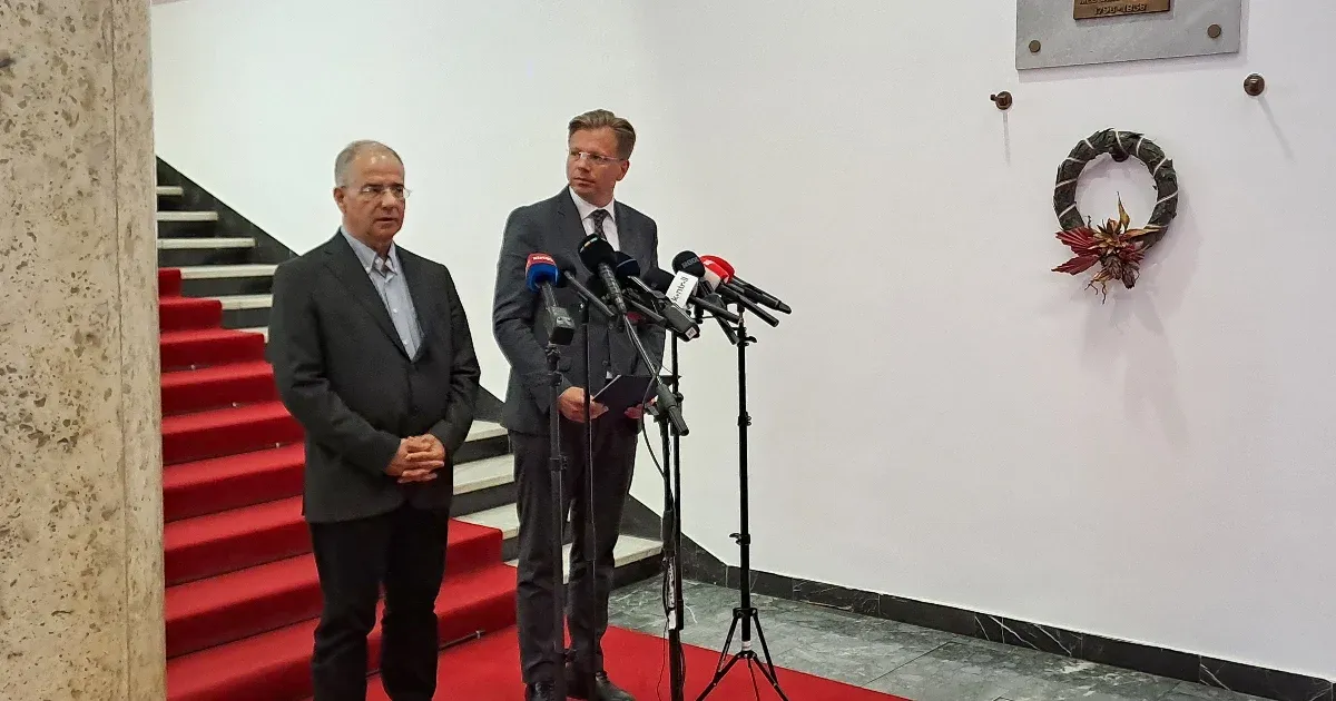 A honvédelmi bizottság szerint Ruszin-Szendi Romulusz tudatosan kockára tette a magyar emberek biztonságát