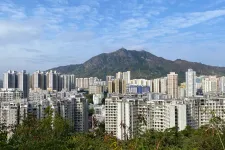 Mérges kígyó, agresszív makákó: csak egy sima túra Hongkong felhőkarcolói körül