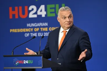 Csendben búcsúzni kezdett a kormány az uniós ezermilliárdoktól