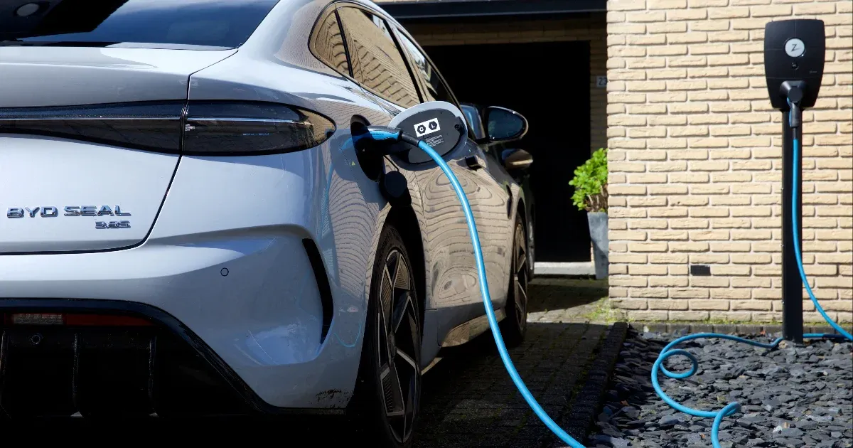 Európába jönnek a BYD ultragyors autótöltői