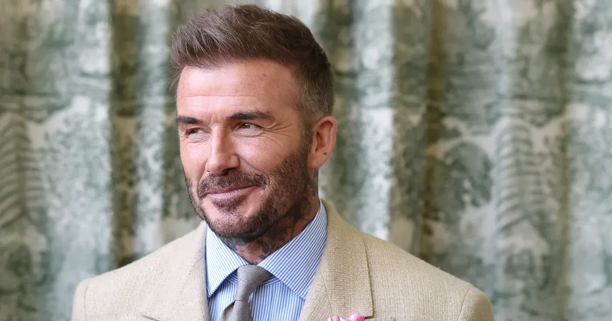 Lovaggá ütik David Beckhamet