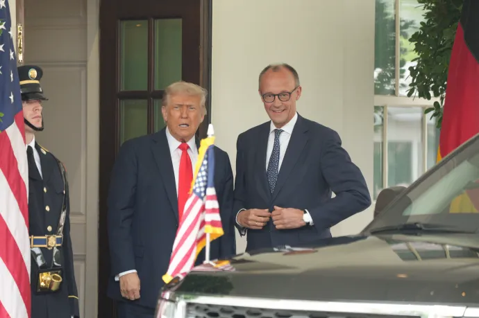 Trump az orosz–ukrán háborúról: Néha jobb hagyni, hogy még harcoljanak, és utána szétválasztani őket