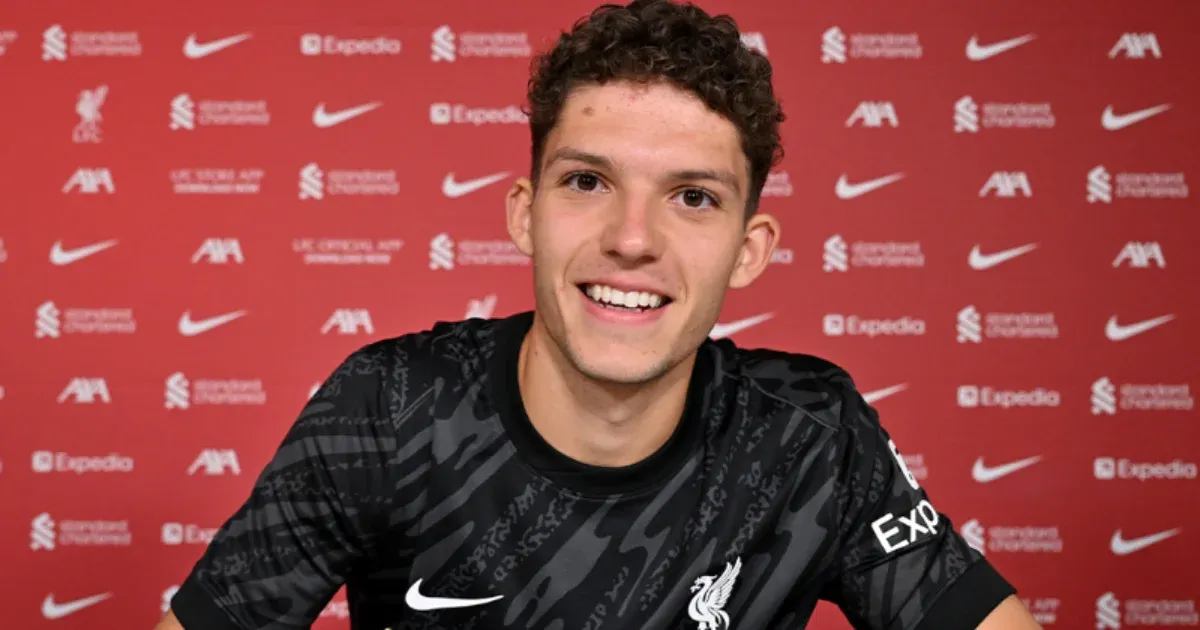 Pécsi Ármin a Liverpoolhoz igazolt
