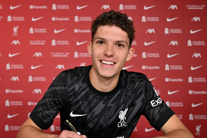 Pécsi Ármin a Liverpoolhoz igazolt