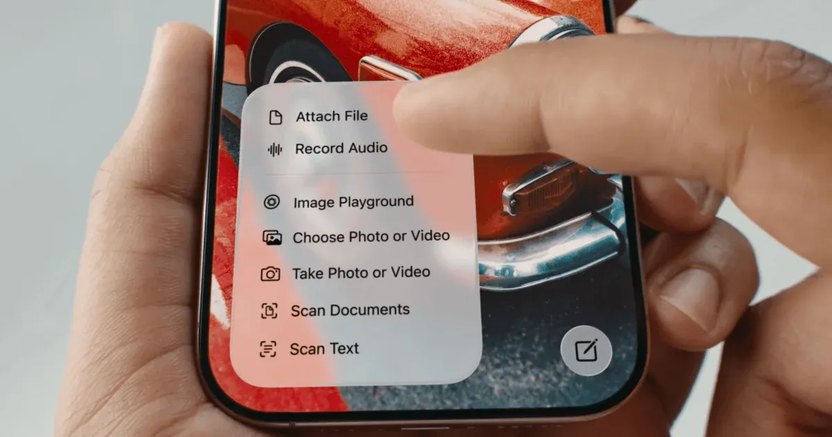 Új, lebegős dizájnnal és egységesített OS-nevekkel frissít arculatot az Apple