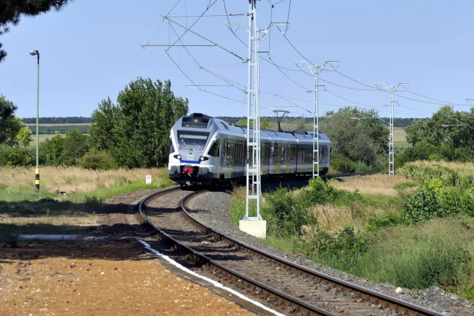 Tényleg rutinmunka vagy inkább kreatív trükk a MÁV vonatátszámozási attrakciója?