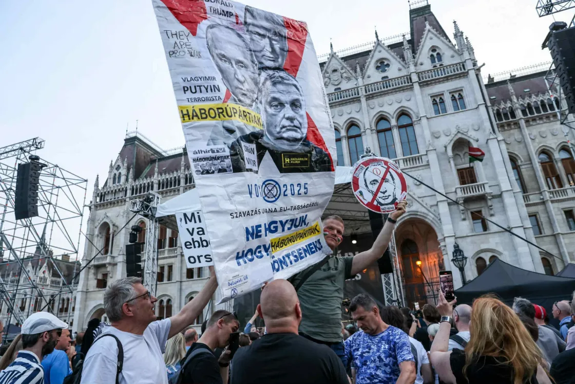Puzsér: Már csak egyetlen értelmes követelés van, takarodjanak!