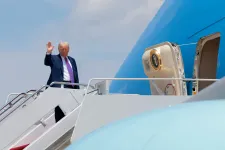Trump szerint Los Angeles porig égne katonák nélkül