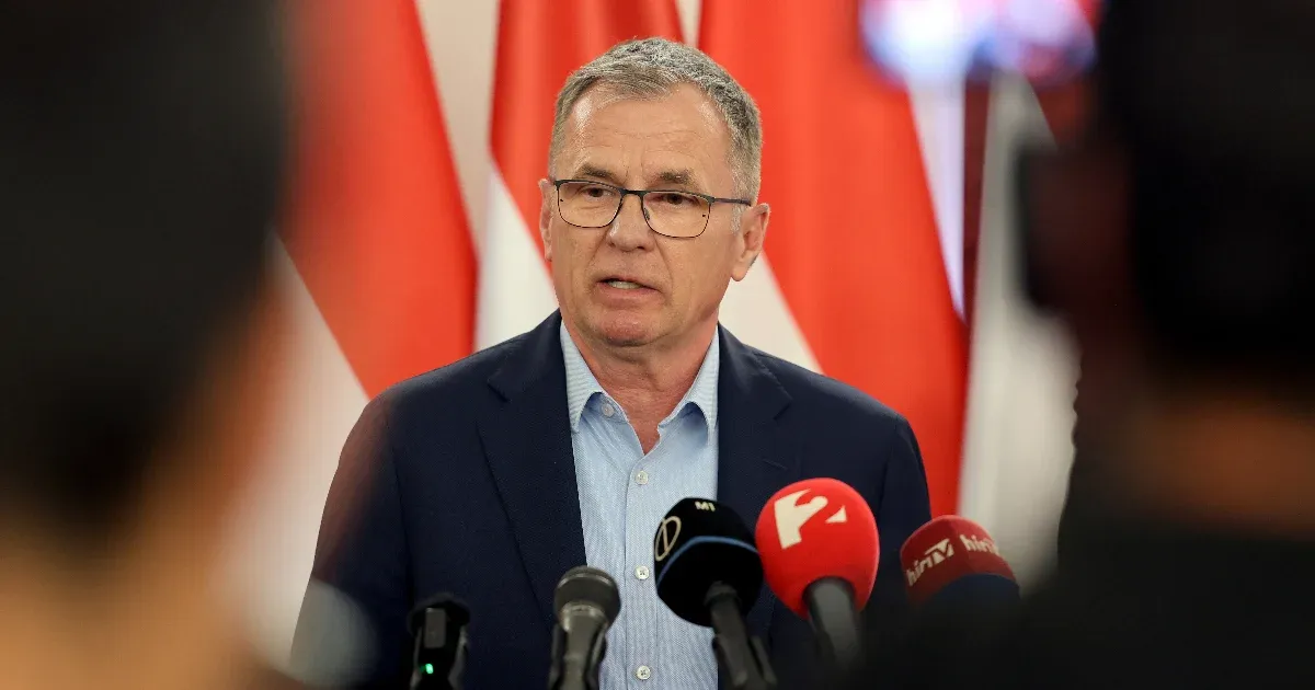 A drogügyi kormánybiztos helyeselve osztotta meg a cenzúráért kiáltó mondatokat
