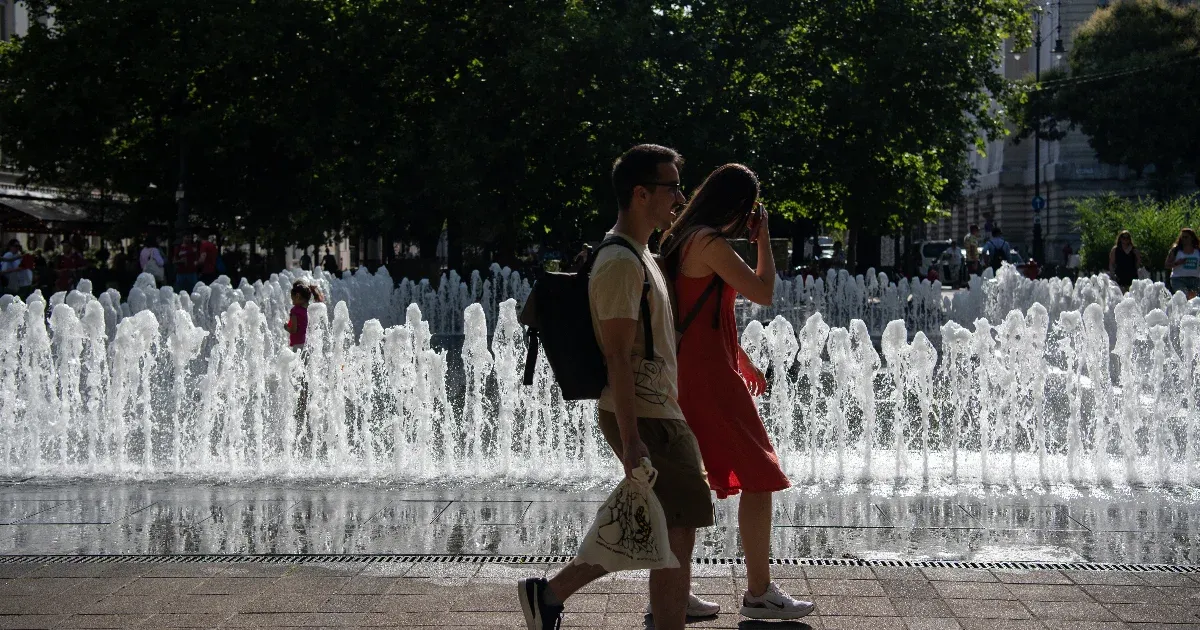 Szikrázó napsütés és erős UV-sugárzás várható, naptej és napszemüveg nélkül ne induljon el!