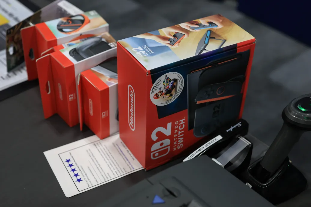 Az új Switch lett minden idők leggyorsabban fogyó játékkonzolja
