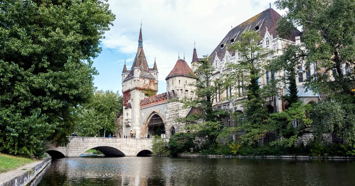 Történelmi kiállítás, turisztikai projekt lehet a Mezőgazdasági Múzeum helyén a Vajdahunyadvárában