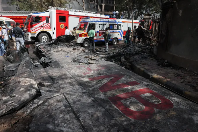 Fotó: Amit Dave / Reuters, Sam Panthaky / AFP és Adzsit Szolanki / AP / MTI