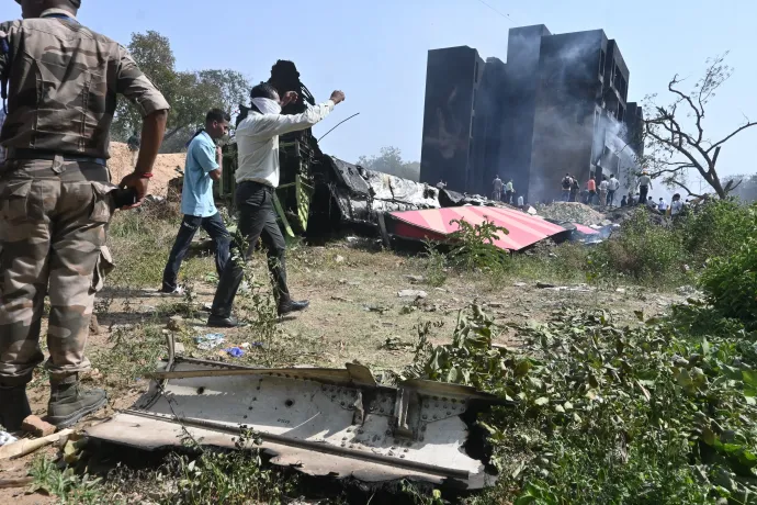 Fotó: Amit Dave / Reuters és Stringer / Anadolu / AFP