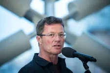 Stohl András és harmadik felesége válnak