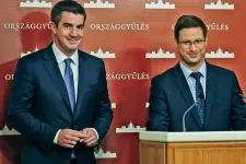 Öt éve jelentette be Gulyás Gergely és Kocsis Máté a különleges jogrend végét, ami most már 1700 napja tart