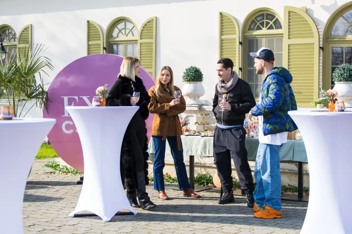 Karnics Kriszti, Kármán Odett, Farkas Dénes és Kamarás Norbert – Fotó: RTL+ / Exek csatája / Sallak Dóra