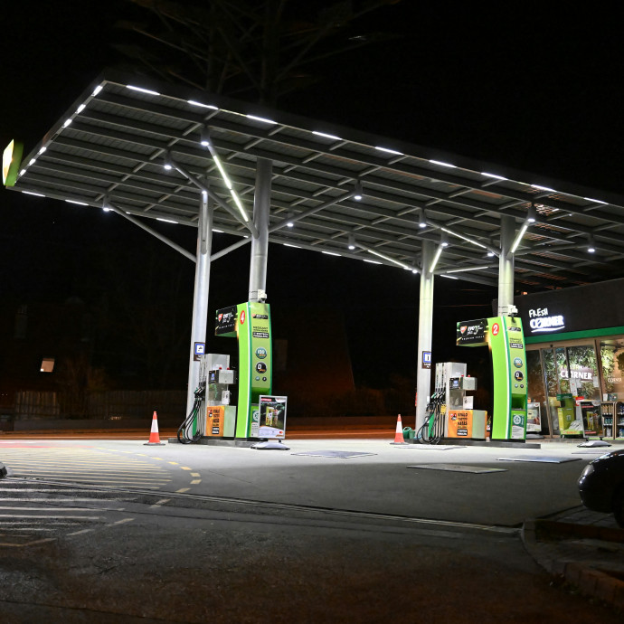 Napokon belül érezhetően emelkedhet az üzemanyagár az izraeli-iráni konfliktus miatt