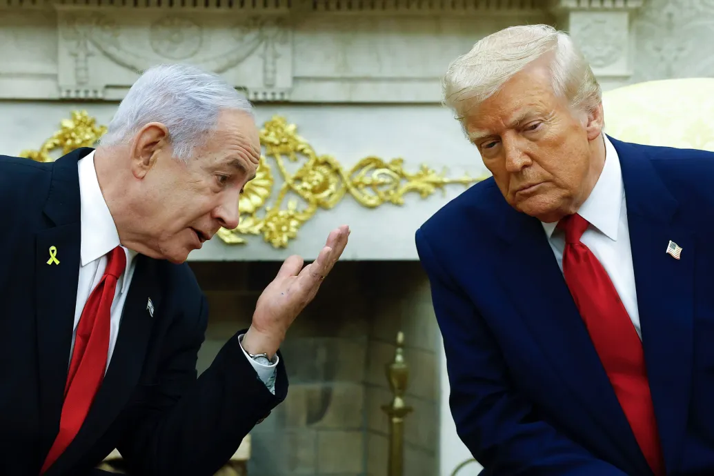 Az Irán elleni izraeli támadás eddigi legkomolyabb kihívása elé állítja a háborúk befejezését hirdető Trumpot