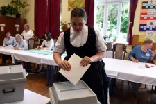 Ha a Fideszen múlik, 199 helyett csak 197 mandátumért küzdhetnek a pártok 2026-ban