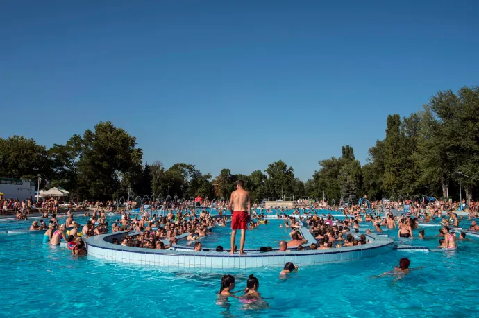 Vízbe fulladt egy hatéves gyerek a Palatinus Strandon, a rendőrség kiskorú veszélyeztetése miatt eljárást indított