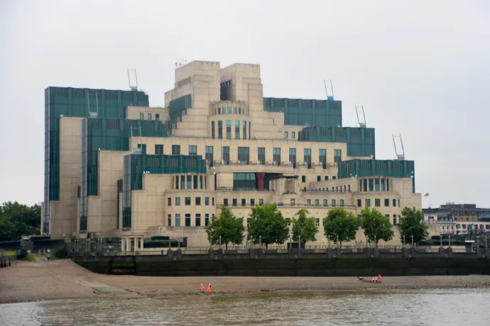 Először lesz női vezetője az MI6-nek, a brit külső hírszerzésnek