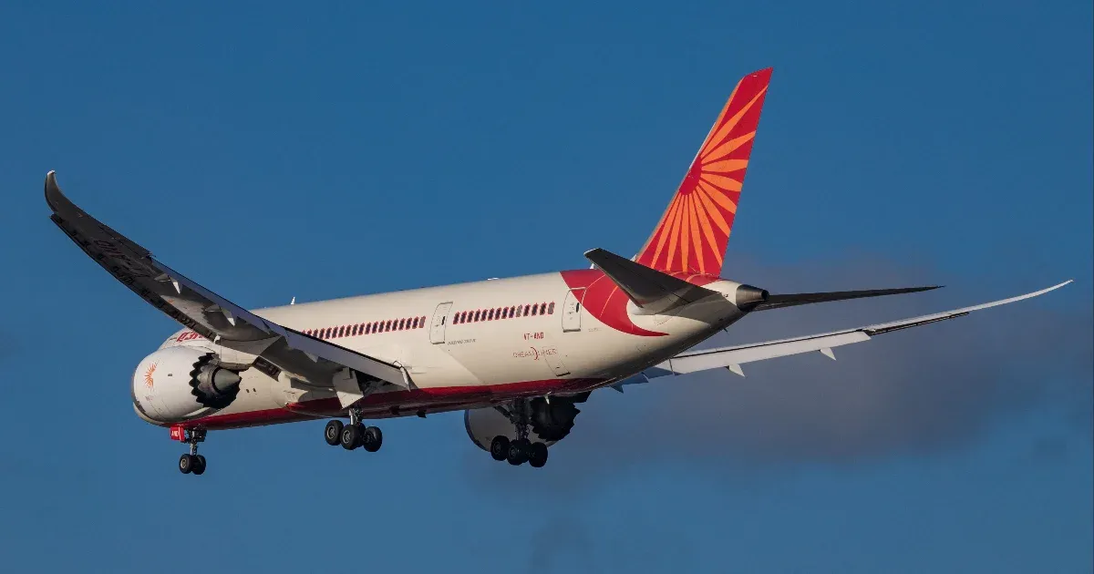 Műszaki hiba miatt visszafordult az Air India egyik ugyanolyan gépe, mint ami múlt héten lezuhant