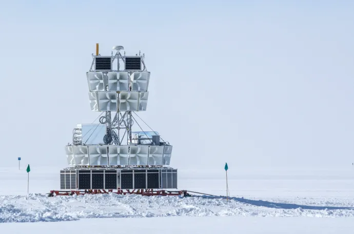 Az Antarktiszi Impulzusszerű Tranziens Antenna (ANITA) – Fotó: U.S. Antarctic program