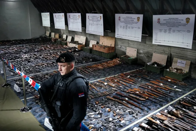Az ukrán gengszter kockázat, a szerb gengszter nem?