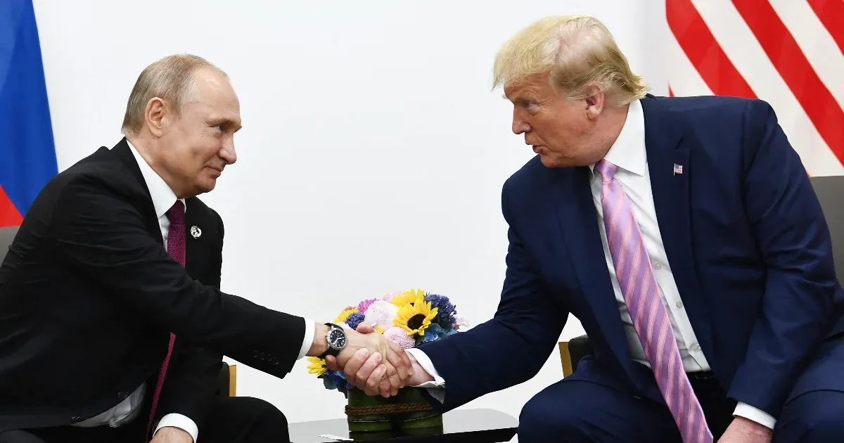 Putyin az izraeli–iráni konfliktusban is meglátta az esélyt, hogy közelebb kerüljön Trumphoz