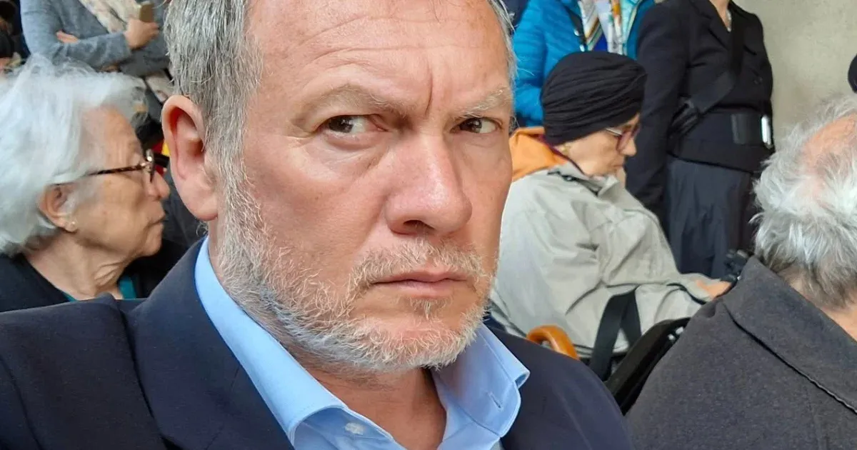 Lemondásra szólította fel Zugló alpolgármesterét Rózsa András, mert szerinte felpofozott egy 16 éves gyereket