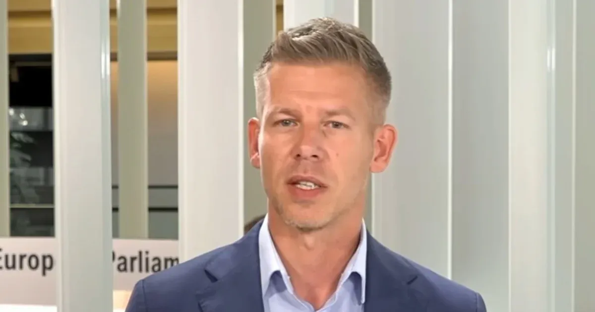 Magyar Péter: Nem tudunk megszavazni egy olyan javaslatot, amely nem Orbán Viktor kormányát, hanem a hazánkat ítélné el