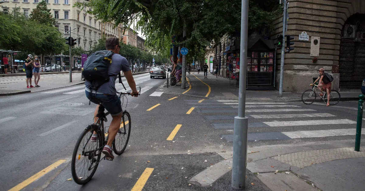 A biciklisávokat is kijelzi majd a Google Maps útvonaltervezője