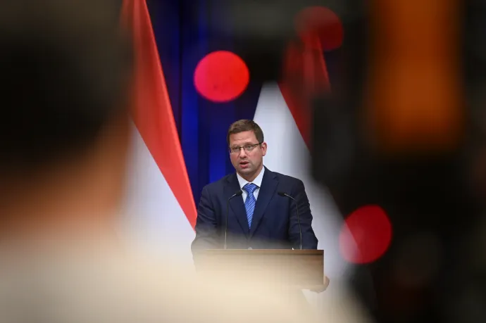 Vitályos Eszter nem kért, és nem kér bocsánatot az önkormányzatoktól