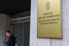 Június közepétől írja meg a NAV, ki tartozik, és kinek van túlfizetése