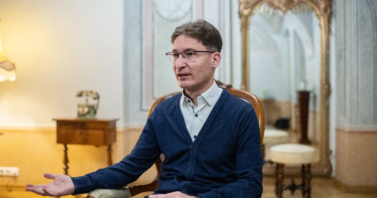 Sírós-picsogós-gate: Cser-Palkovics fenntartja korábbi nyilatkozatát, és lezártnak tekinti az ügyet