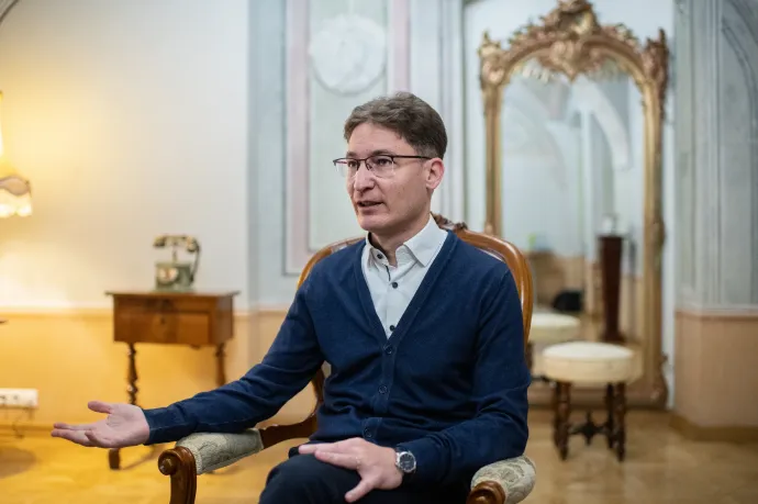 Sírós-picsogós gate: Cser-Palkovics fenntartja korábbi nyilatkozatát, és lezártnak tekinti az ügyet