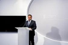 Átvilágítási szakértőt nevezett ki Navracsics, hogy kiderüljön, ki a felelős Budapest csődközeli helyzetéért