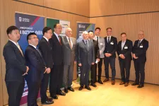 A Soproni Egyetemmel tárgyal egy kínai delegáció arról, hogy faipari üzemet hozzanak létre, az egyeztetésekre Tiborcz István Waberer’sének egyik leendő leánycégét is meghívták