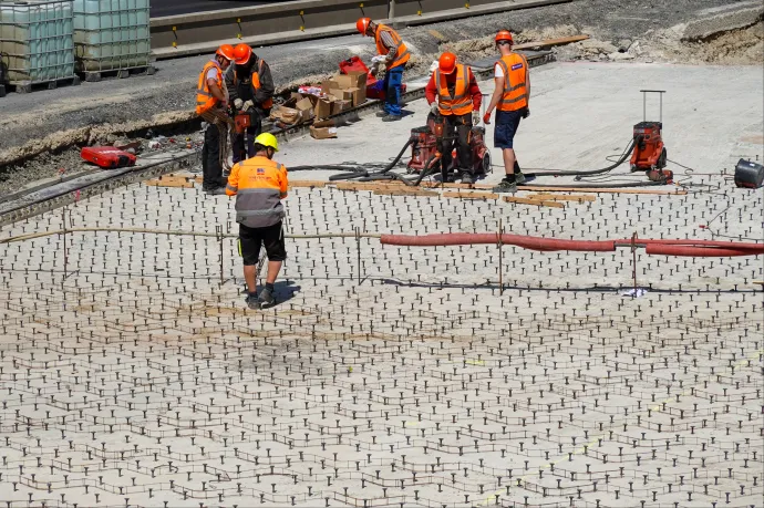 Megugrott az építőipari termelés áprilisban, de az éves adat lejtmenetet mutat