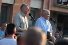 Még a fideszes képviselő is ordibálni kezdett egy résztvevővel Lázár fórumán: Ne hazudozzál összevissza!