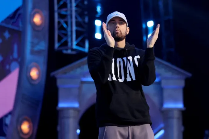 Hosszú időre rácsok mögé kerülhet Eminem zaklatója