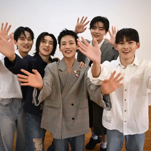 Észak-Koreából disszidált tagokból is álló fiúcsapat lehet a K-pop következő nagy dobása