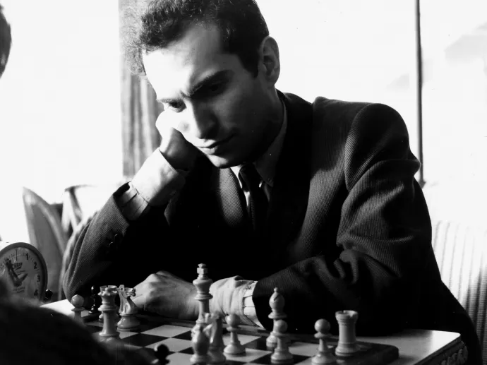Mihail Tal 1963-ban – Fotó: Dennis Oulds / Oulds/Central Press / Getty Images
