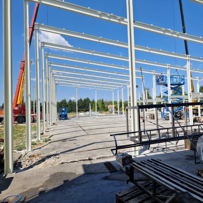 Versenyt fut az idővel a leégett gesztenyeüzem, milliárdos cég fennmaradása a tét