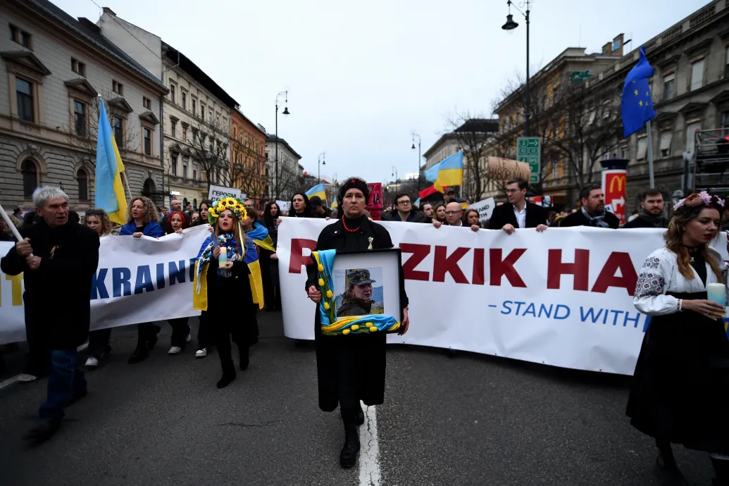 „Létezik egy másik Magyarország, amely nem árulásból, remél hasznot magának” – közéleti szereplők nyílt levélben szólnak az ukrán néphez – Forrás: Telex.hu