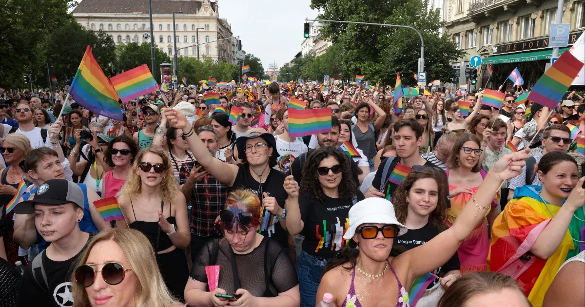 33 ország nagykövetsége állt ki a Budapest Pride mellett közös nyilatkozatban