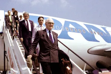 Kart lendített a nyilasoknak, volt kommunista, besúgó és kém, 1956-ban nemzetőrparancsnok lett