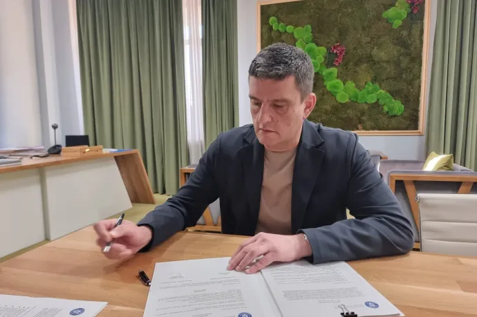 A Bolojan-kormány elbocsátaná a központi vízügyi alkalmazottak felét