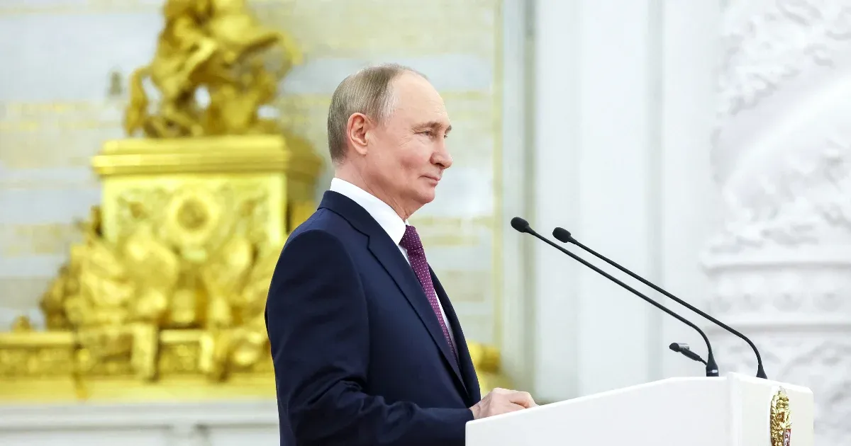 Pew Research: Tavalyhoz képest népszerűbb Putyin a magyarok körében, de Zelenszkij megítélése is javult